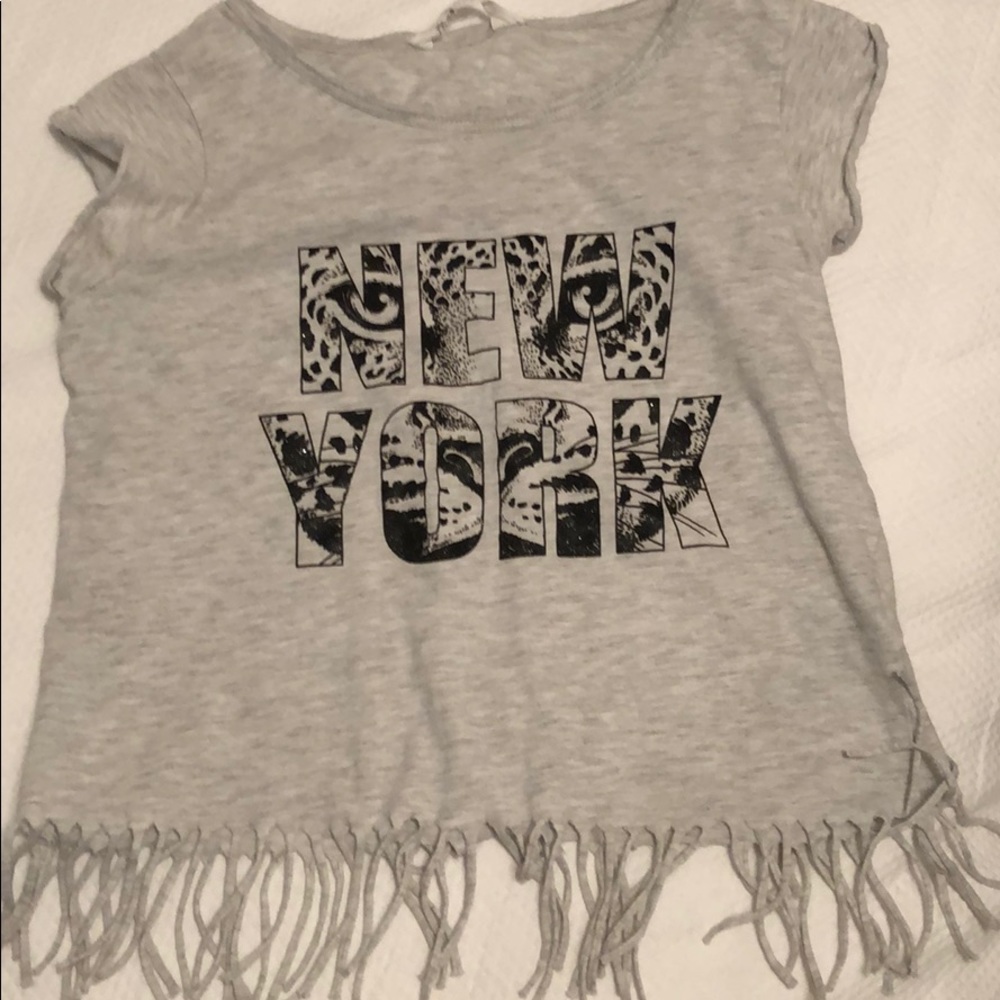 Beautiful cropped NY tee